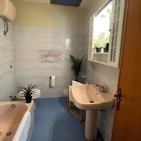 La Casa Di Cesare بيت للعطل *